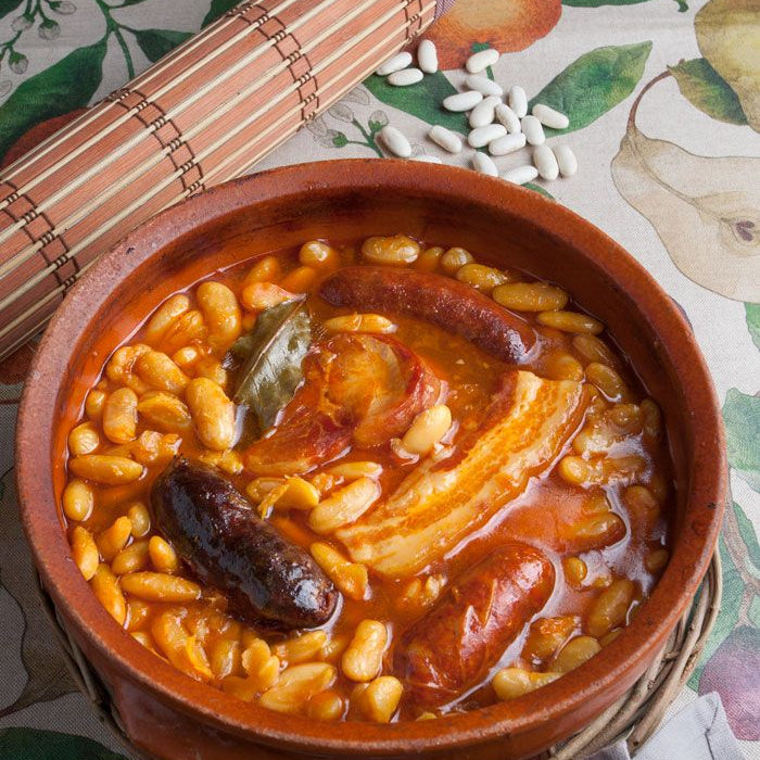 Fabada Asturiana: El Guiso que Reconforta